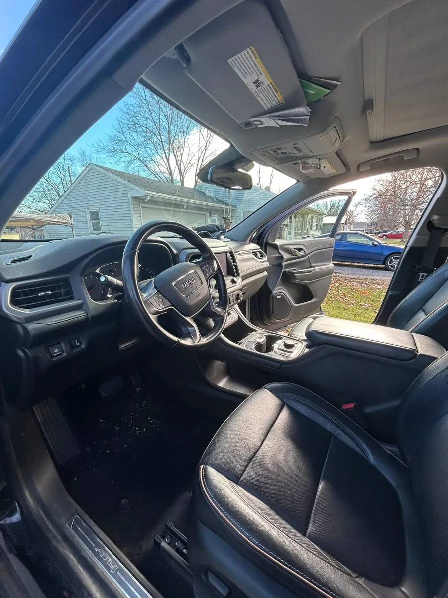 GMC Acadia driver side after detailing